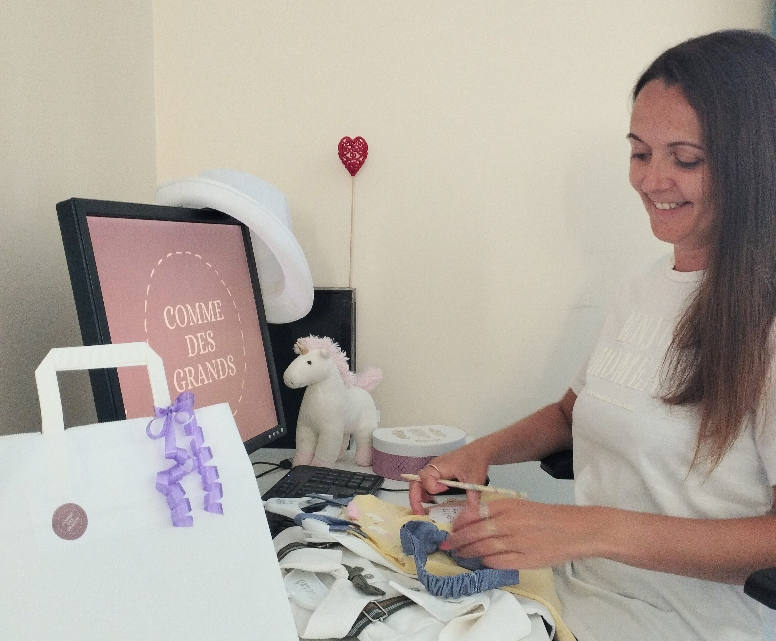 Amélie Marnas, fondatrice de la boutique en ligne avec des vêtements pour enfants Comme Des Grands